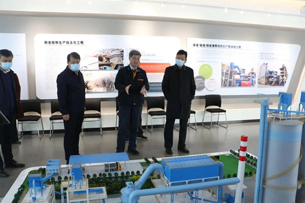 新鄉(xiāng)市人大常委會副主任職偉一行蒞臨長城公司調(diào)研