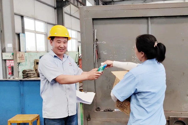 高溫季節(jié)防暑降溫工作